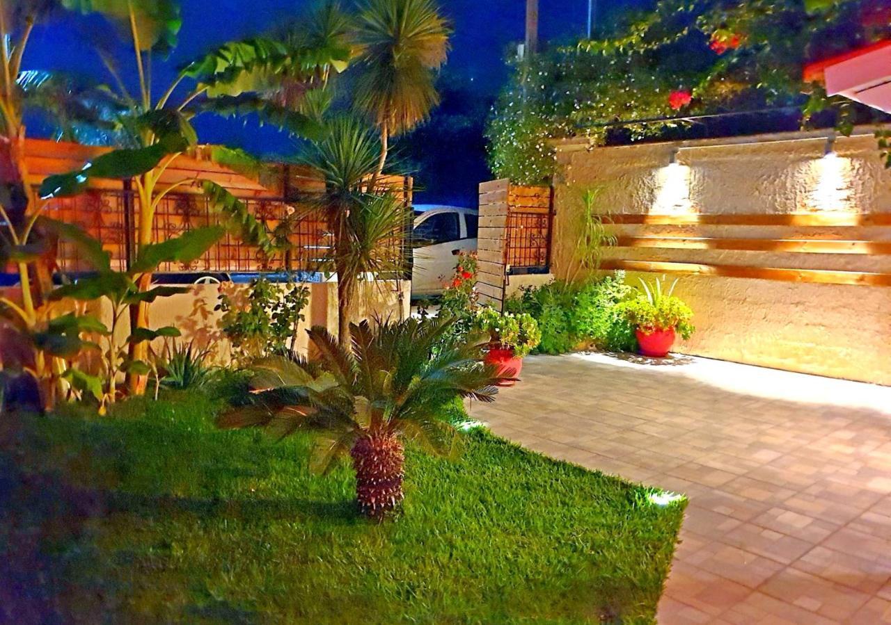 Vila Aloe House Lakíthra Exteriér fotografie