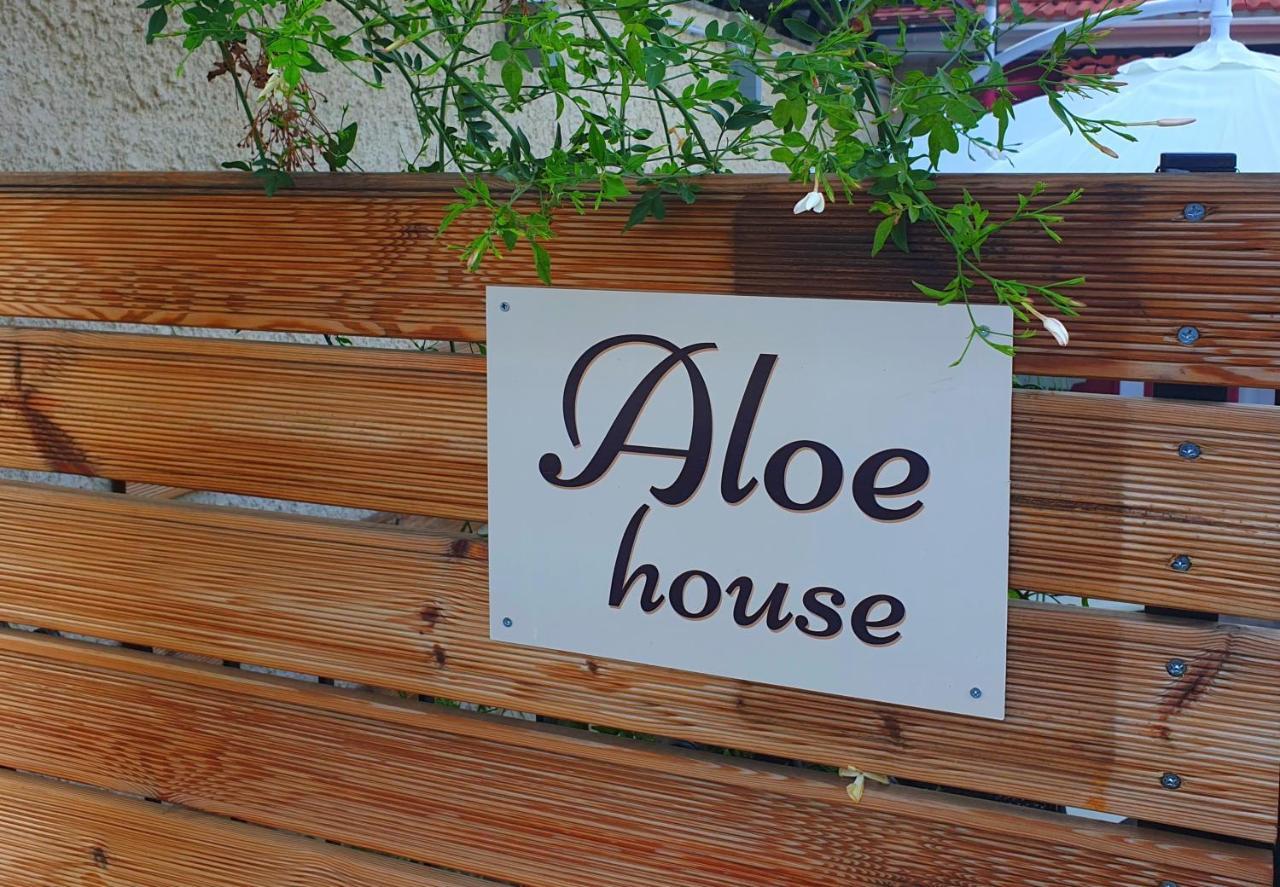 Vila Aloe House Lakíthra Exteriér fotografie