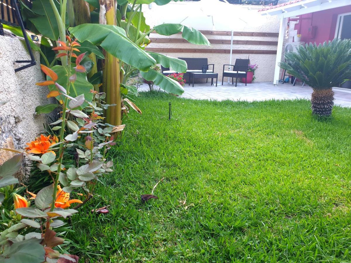 Vila Aloe House Lakíthra Exteriér fotografie