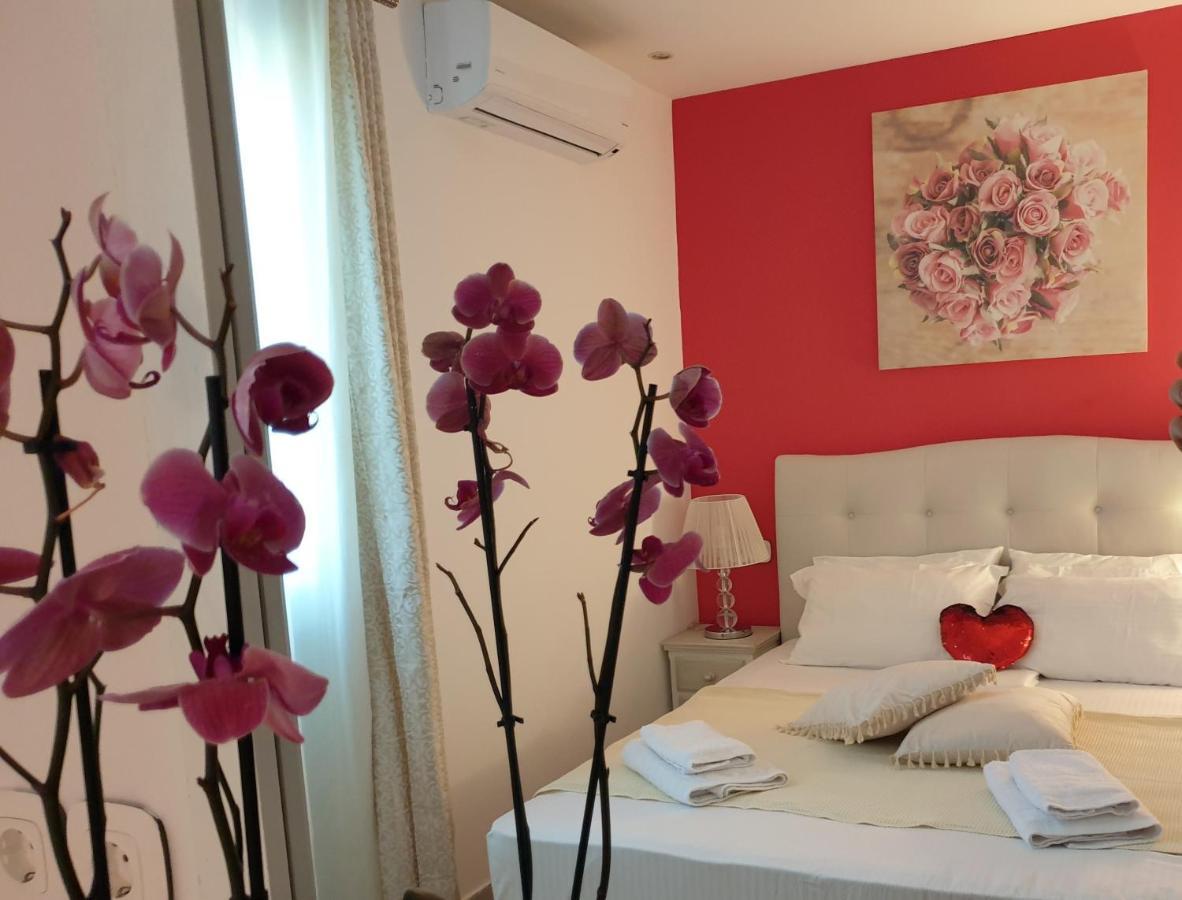 Vila Aloe House Lakíthra Exteriér fotografie